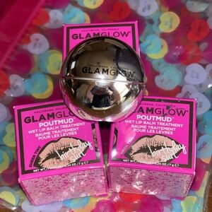 GLAMGLOW Poutmud Wet Lip Balm Treatment